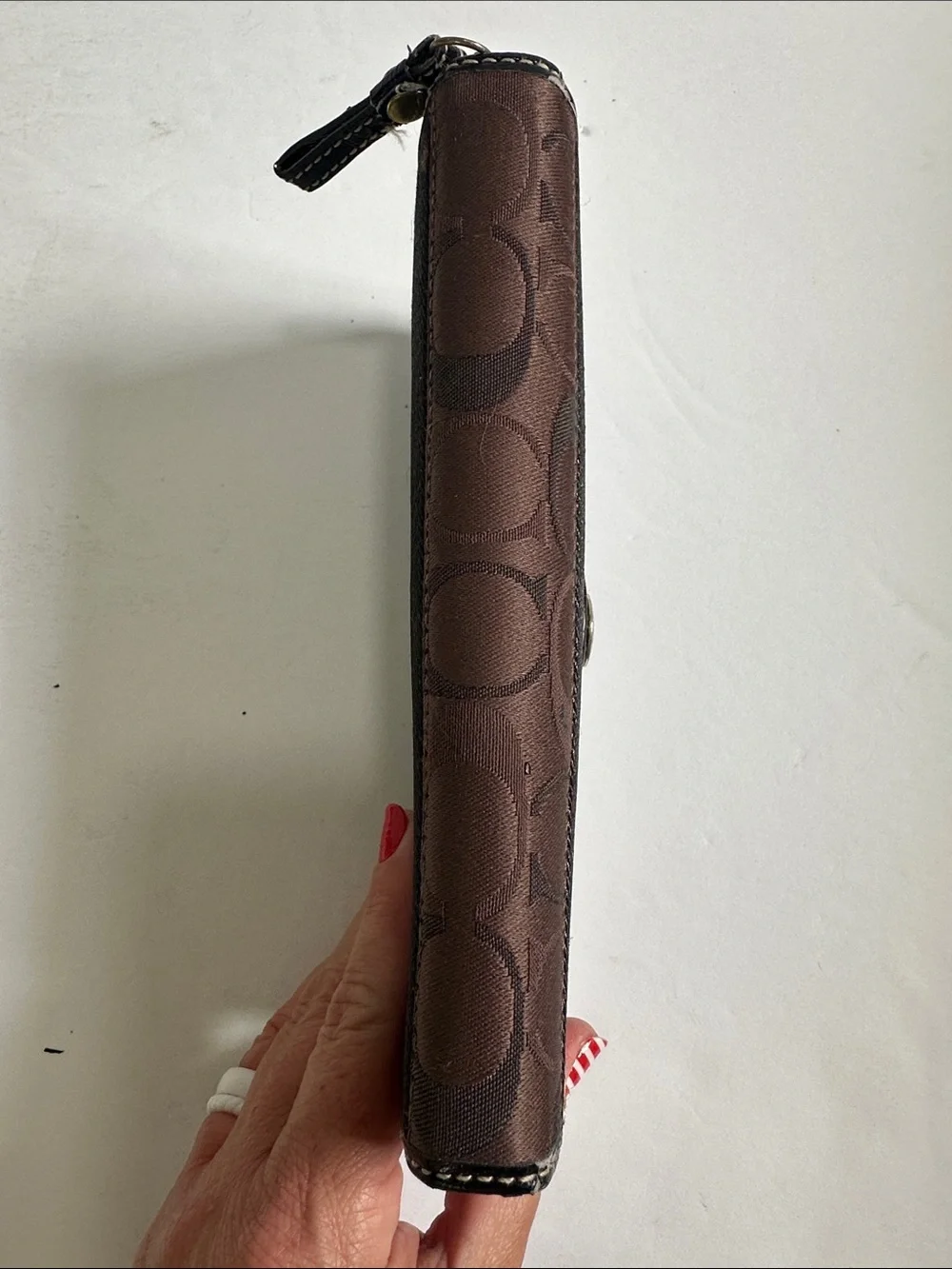 Coach Brown Signature Wallet Zip Around Black Stripe Zipper